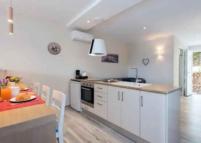 Lejlighed Anita Village *