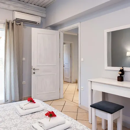 Anita Village * 페라마